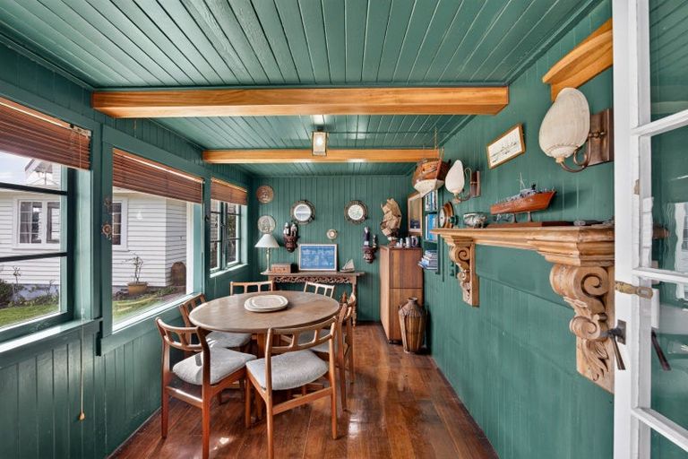 Photo of property in 22a Coleman Terrace, Hospital Hill, Napier, 4110