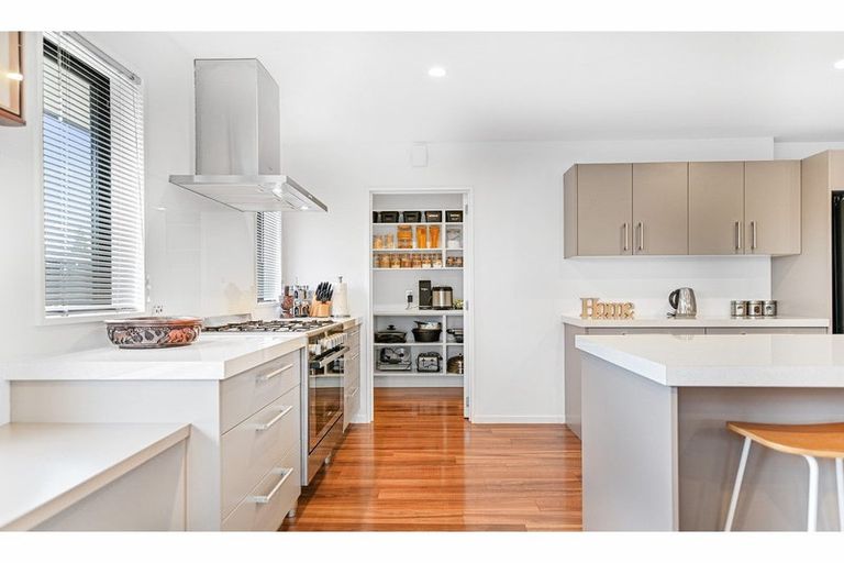 Photo of property in 32 Navy Loop, Rolleston, 7614