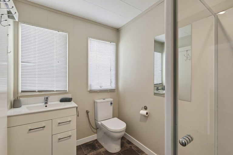 Photo of property in 4/311 Carrington Street, Vogeltown, New Plymouth, 4310
