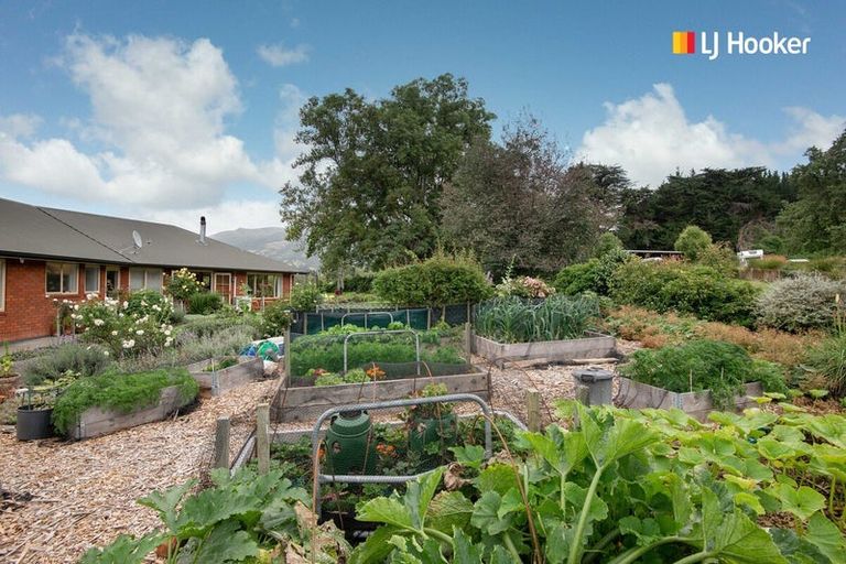 Photo of property in 16 Woodside Road, Woodside, Outram, 9073