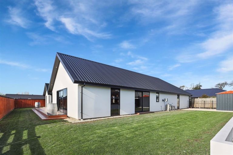 Photo of property in 5 Kelburn Place, Tinwald, Ashburton, 7700