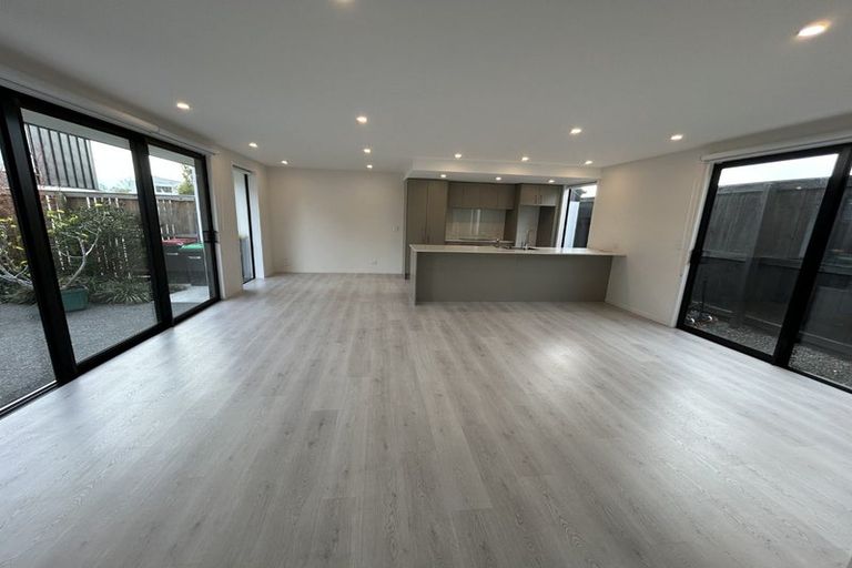 Photo of property in 2/143 Cranford Street, St Albans, Christchurch, 8014