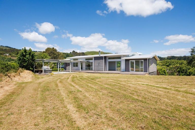 Photo of property in 8 Ridgeview Road, Aokautere, Palmerston North, 4471