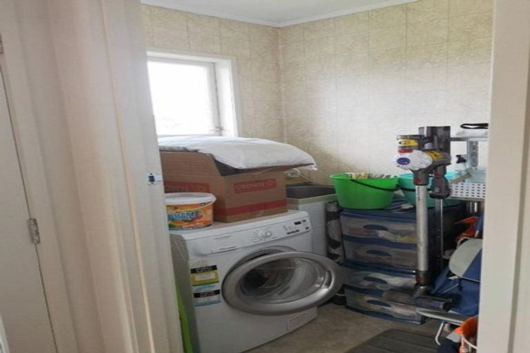 Photo of property in 20 Aotea Road, Glen Eden, Auckland, 0602