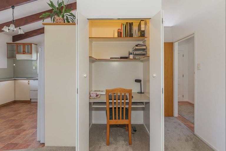 Photo of property in 66 Highbury Drive, Levin, 5510