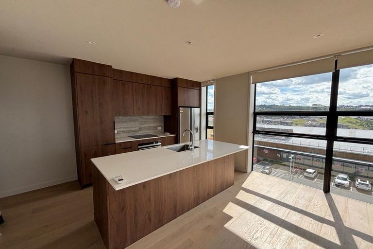 Photo of property in 303/82 Te Oneroa Way, Long Bay, Auckland, 0630