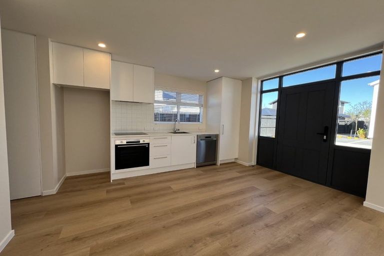 Photo of property in 3/205 Cranford Street, St Albans, Christchurch, 8014