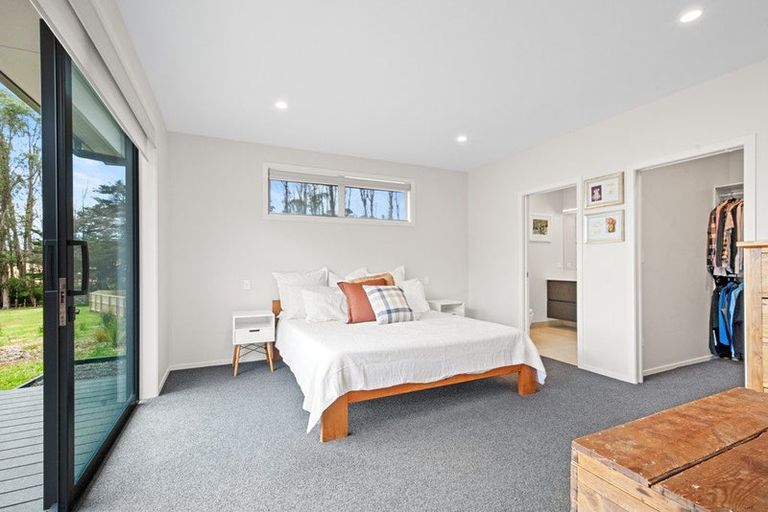 Photo of property in 225d Amreins Road, Taupaki, 0782