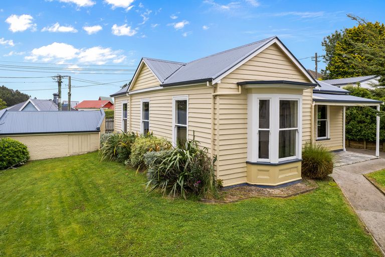 Photo of property in 2 Wairoa Street, Kaikorai, Dunedin, 9010