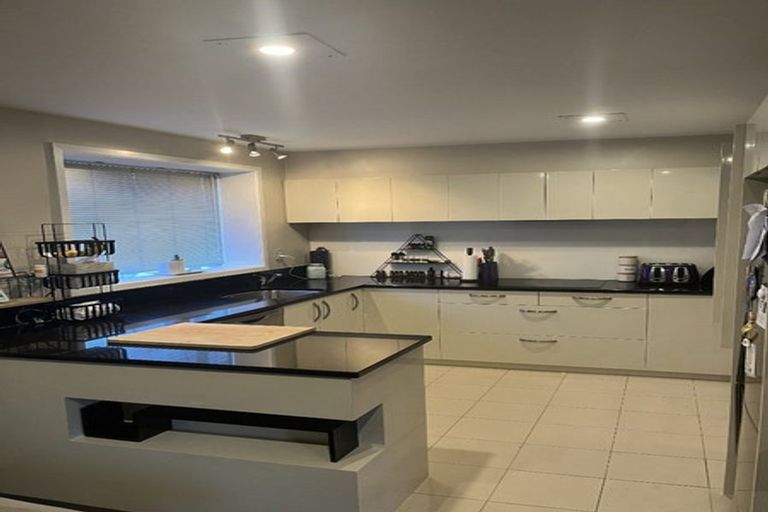 Photo of property in 58 Cowes Street, Avondale, Christchurch, 8061