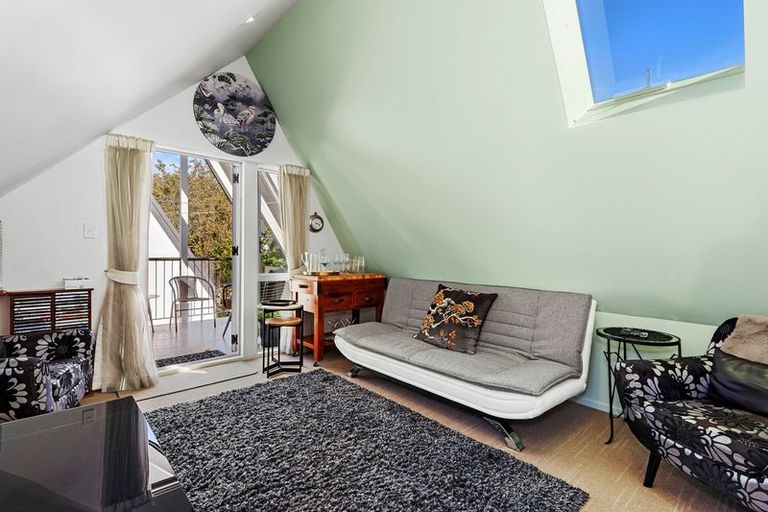 Photo of property in 8/32 Cranmer Square, Christchurch Central, Christchurch, 8013