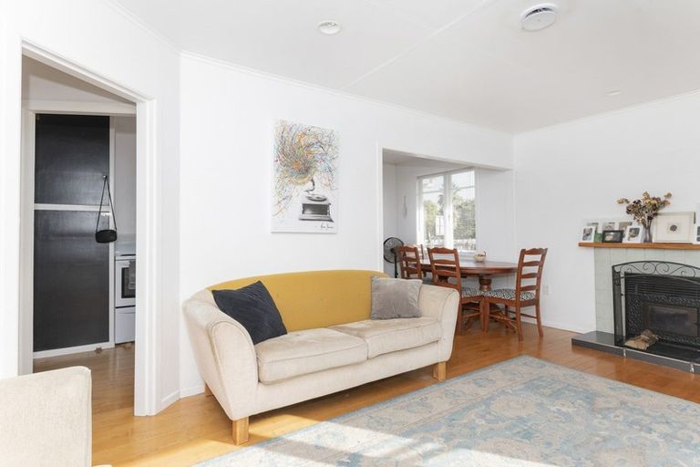Photo of property in 14 Lytton Road, Riverdale, Gisborne, 4010
