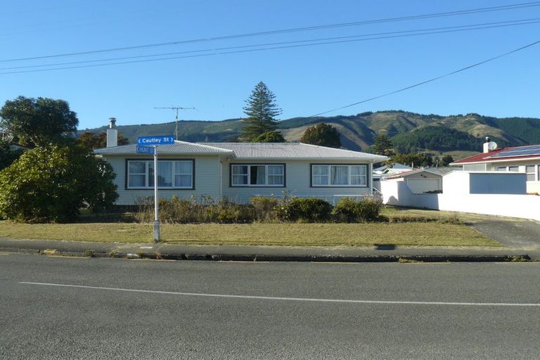 Photo of property in 6 Cautley Street, Richmond, 7020