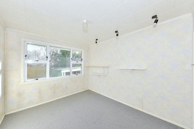 Photo of property in 31 Appleby Crescent, Burnside, Christchurch, 8053