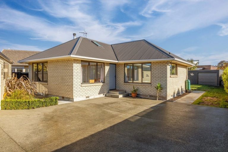 Photo of property in 102 Bridge Street, New Brighton, Christchurch, 8061
