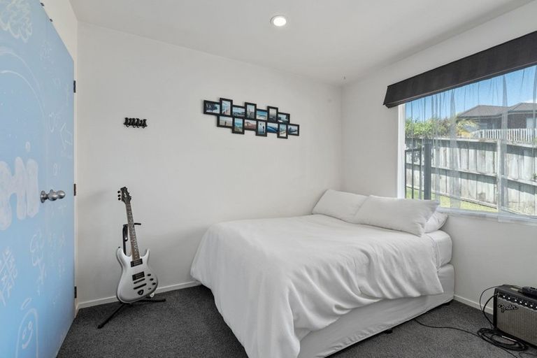 Photo of property in 6 Stephanie Close, Glenfield, Auckland, 0629