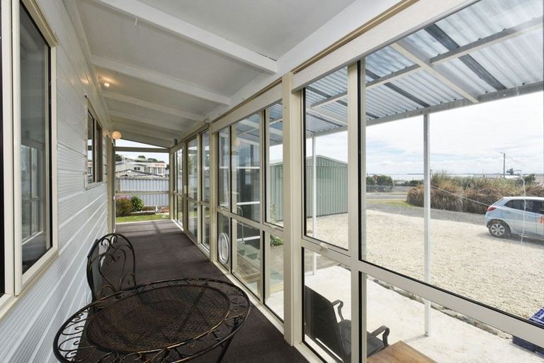 Photo of property in 50 Onslow Street, Bluff, 9814