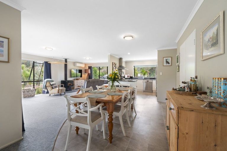 Photo of property in 21 Raumai Road, Bulls, 4894