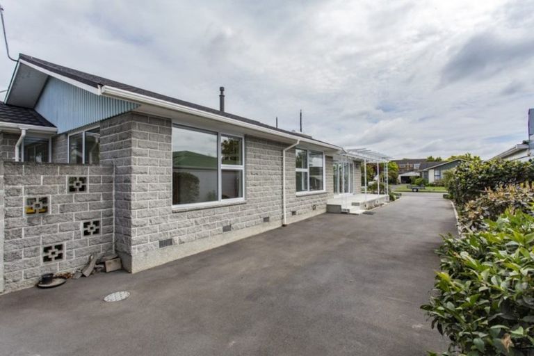 Photo of property in 3 Glenavon Place, Ilam, Christchurch, 8041