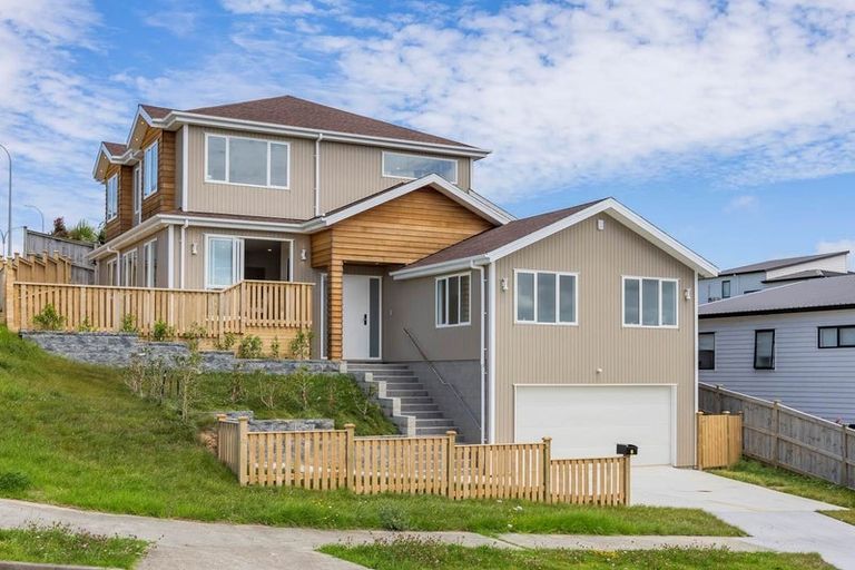 Photo of property in 42 Takurua Terrace, Orewa, 0931
