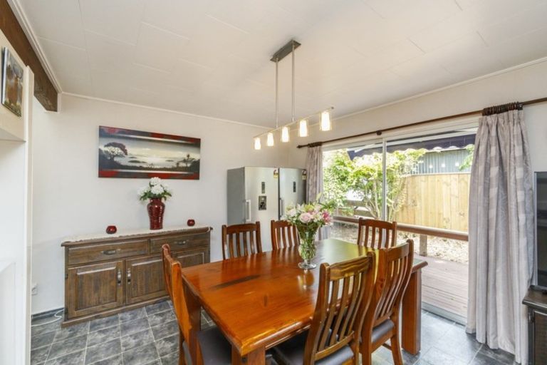 Photo of property in 8 Sicely Street, Marton, 4710