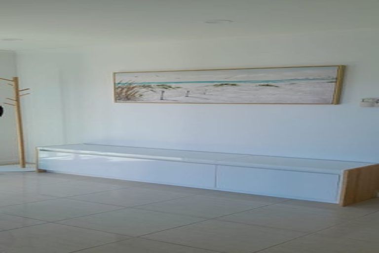 Photo of property in 4 Bewley Avenue, Macandrew Bay, Dunedin, 9014