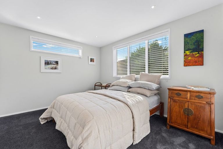 Photo of property in 15c Rodney Road, Northcote Point, Auckland, 0627