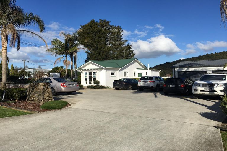 Photo of property in 1 Williams Grove, Melling, Lower Hutt, 5010