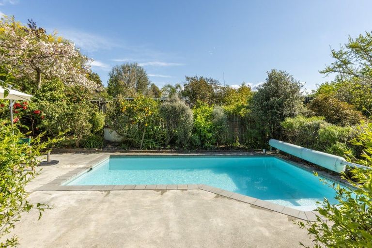 Photo of property in 22 Toop Street, Havelock North, 4130