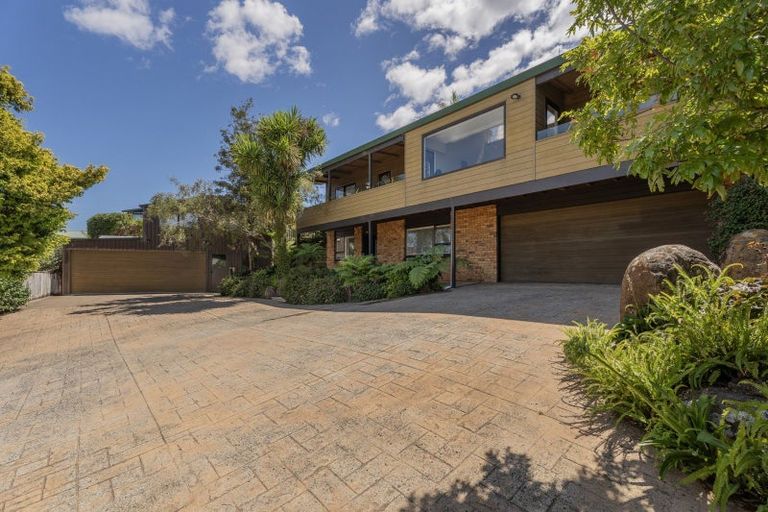 Photo of property in 3 Puriri Place, Whitianga, 3510