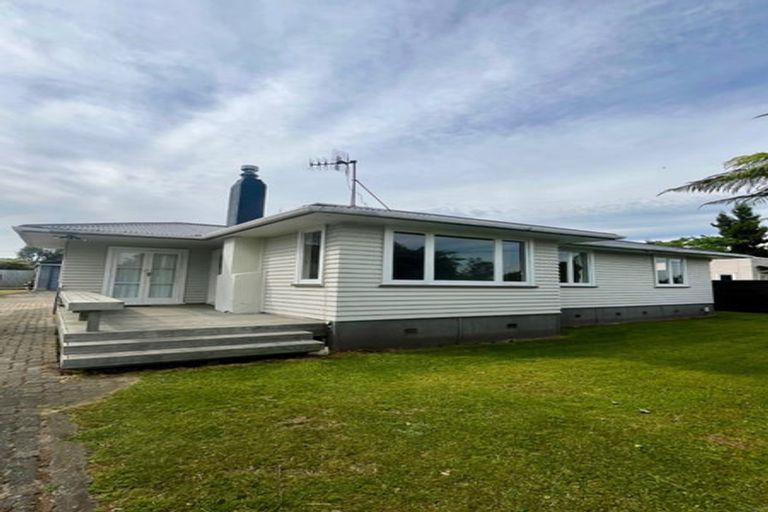 Photo of property in 28 Charles Road, Hannahs Bay, Rotorua, 3010