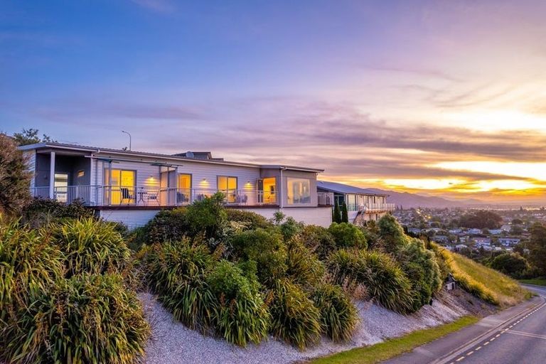 Photo of property in 33 Pinnacle Place, Wakatu, Nelson, 7011