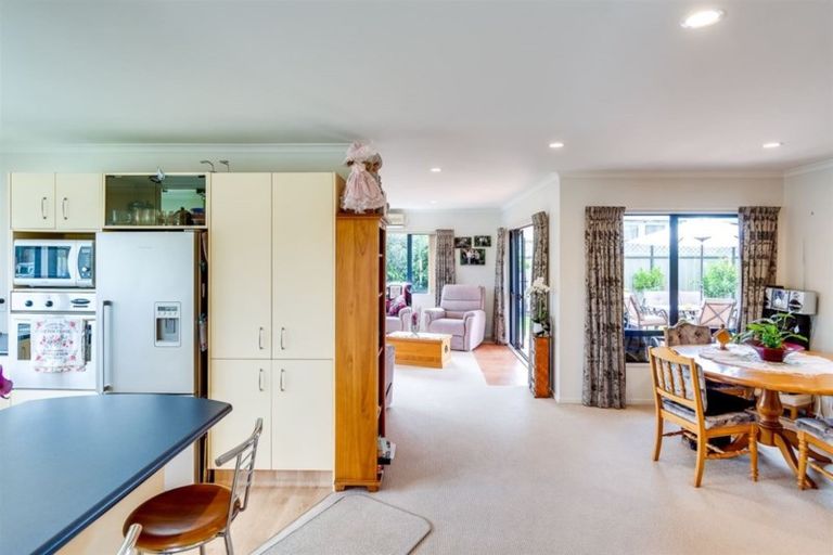 Photo of property in 120 Ascot Avenue, Taradale, Napier, 4112