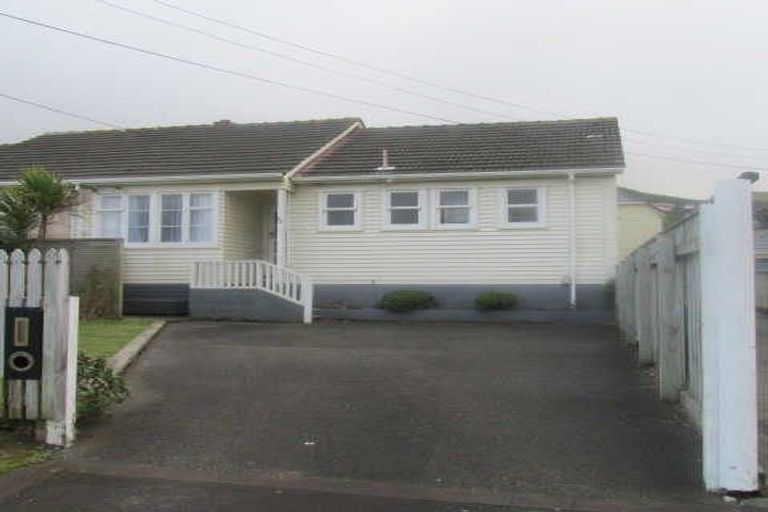 Photo of property in 24 Bannister Avenue, Johnsonville, Wellington, 6037