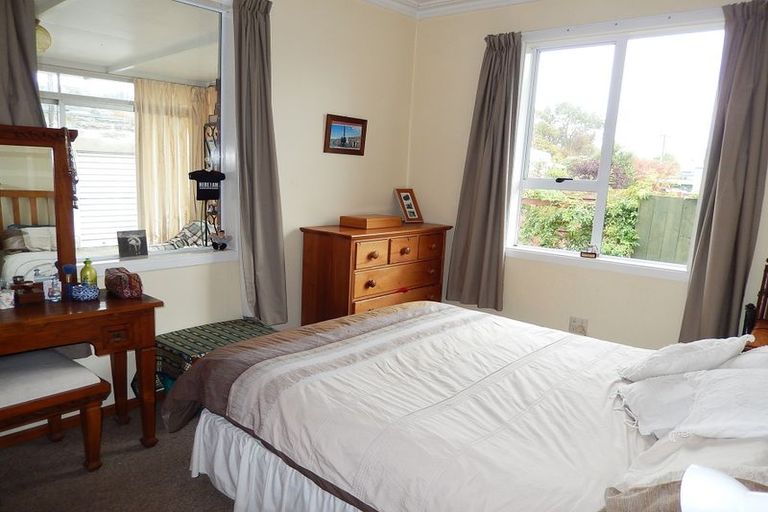 Photo of property in 2 Lea Street, Oamaru North, Oamaru, 9400