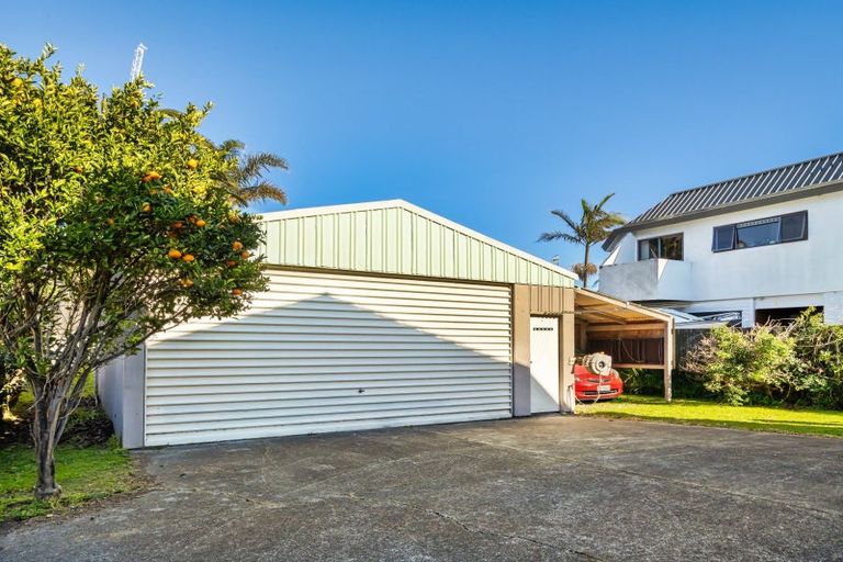 Photo of property in 6 Muricata Avenue, Mount Maunganui, 3116