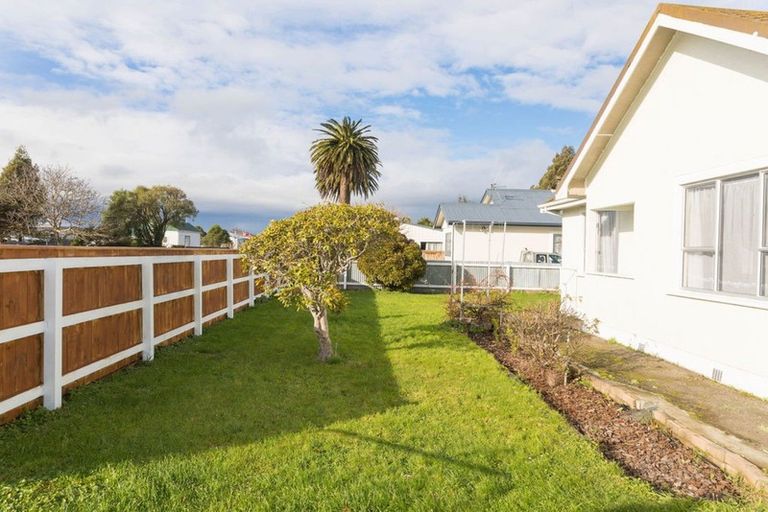 Photo of property in 8 Swinburn Street, Dannevirke, 4930