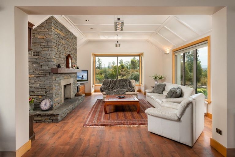 Photo of property in 68 Gilmore Road, Mount Pisa, Cromwell, 9383