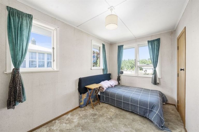 Photo of property in 58 Kokiri Crescent, Waitangirua, Porirua, 5024
