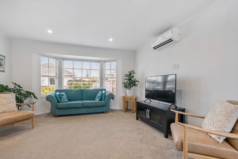 Photo of property in 92c Nelson Street, Howick, Auckland, 2014