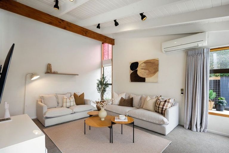 Photo of property in 4 Cattanach Street, St Andrews, Hamilton, 3200