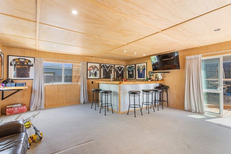 Photo of property in 229 Chartwell Avenue, Whangamata, 3620