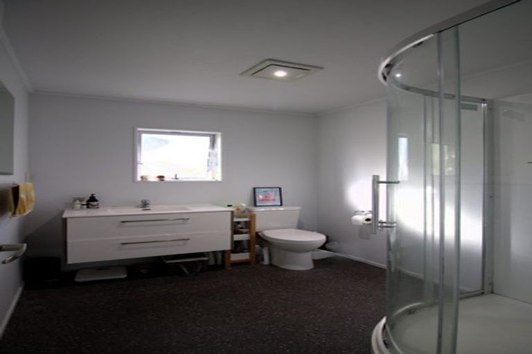 Photo of property in 26 Barbara Grove, Papamoa Beach, Papamoa, 3118