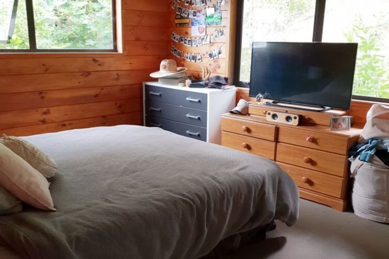 Photo of property in 1/114 Manuka Road, Bayview, Auckland, 0629