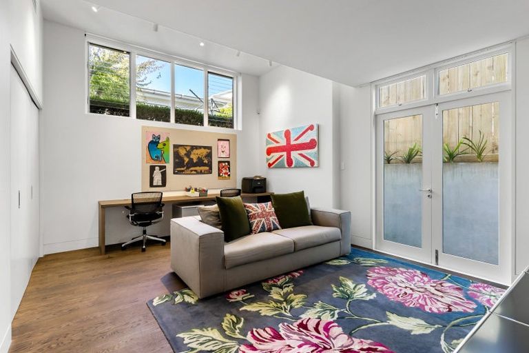 Photo of property in 10 Salisbury Street, Herne Bay, Auckland, 1011