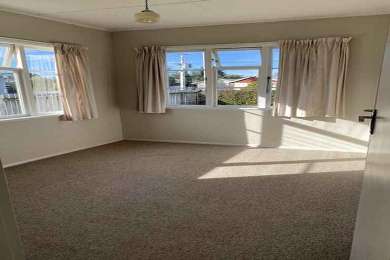 Photo of property in 5 Raglan Street, Lansdowne, Masterton, 5810