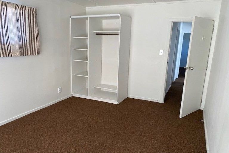 Photo of property in 8a Newnham Terrace, Upper Riccarton, Christchurch, 8041