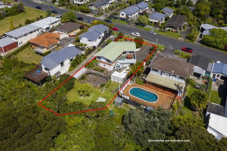 Photo of property in 225 Manuka Road, Bayview, Auckland, 0629