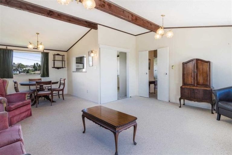 Photo of property in 15a Cooneys Drive, Matua, Tauranga, 3110