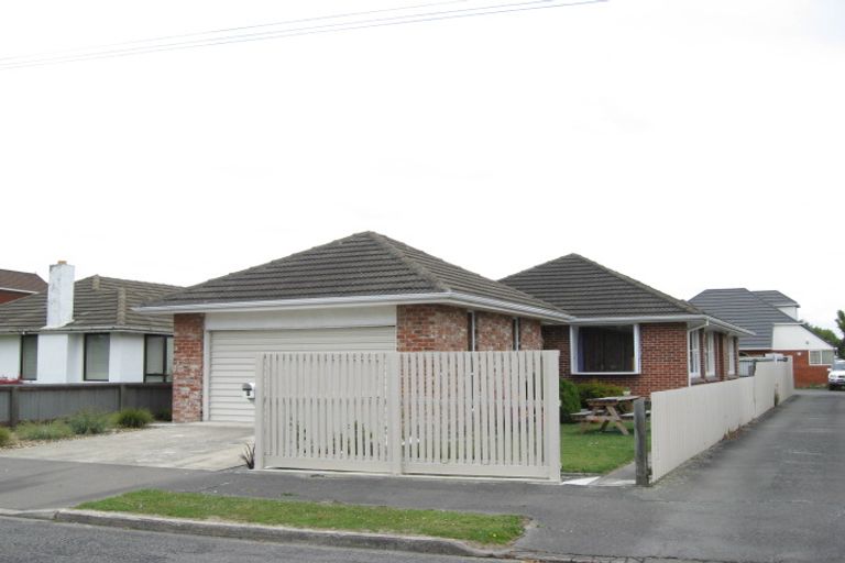 Photo of property in 7 Oakdale Street, Avonhead, Christchurch, 8042